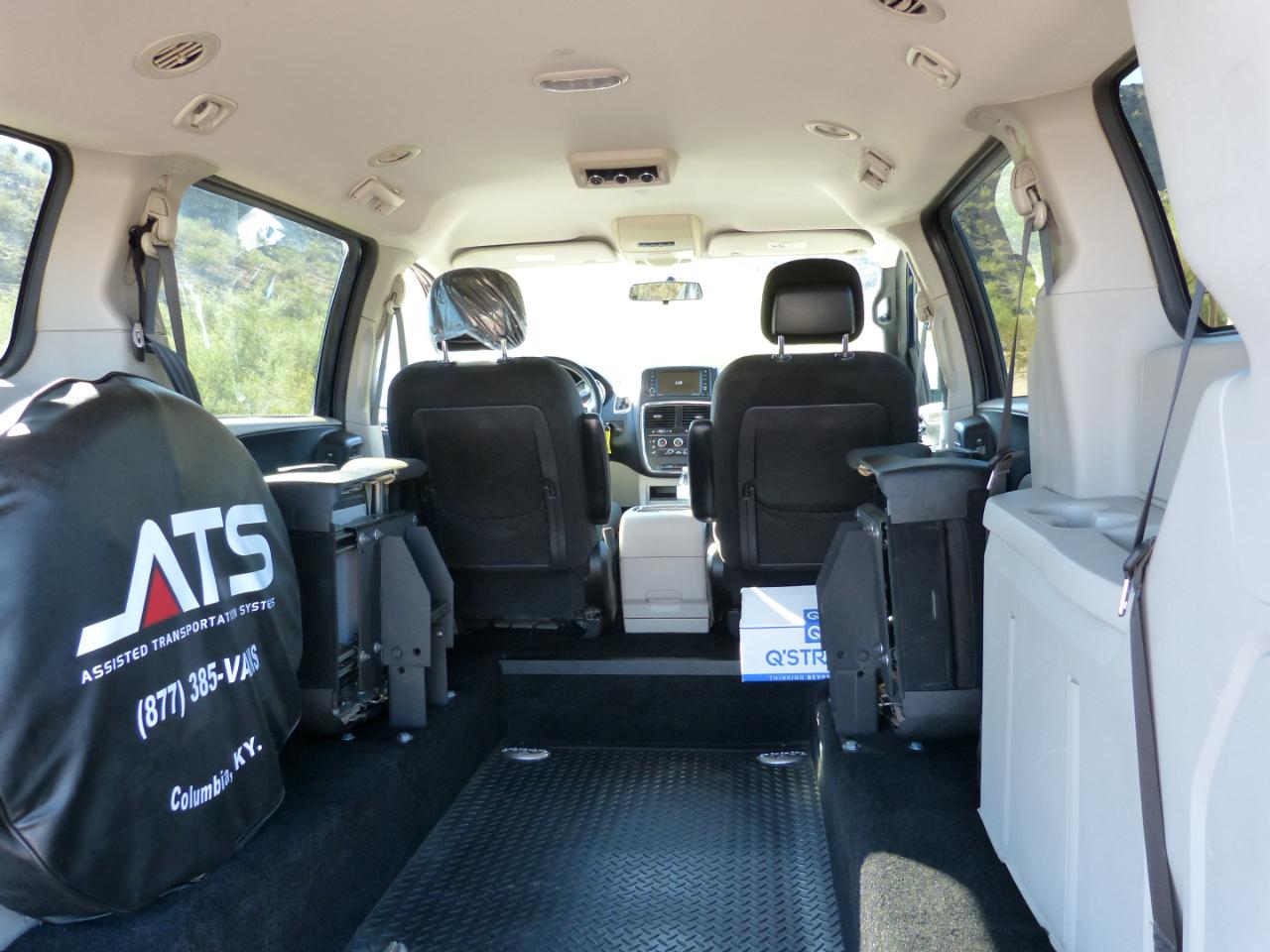 Dodge Grand Caravan photo 13