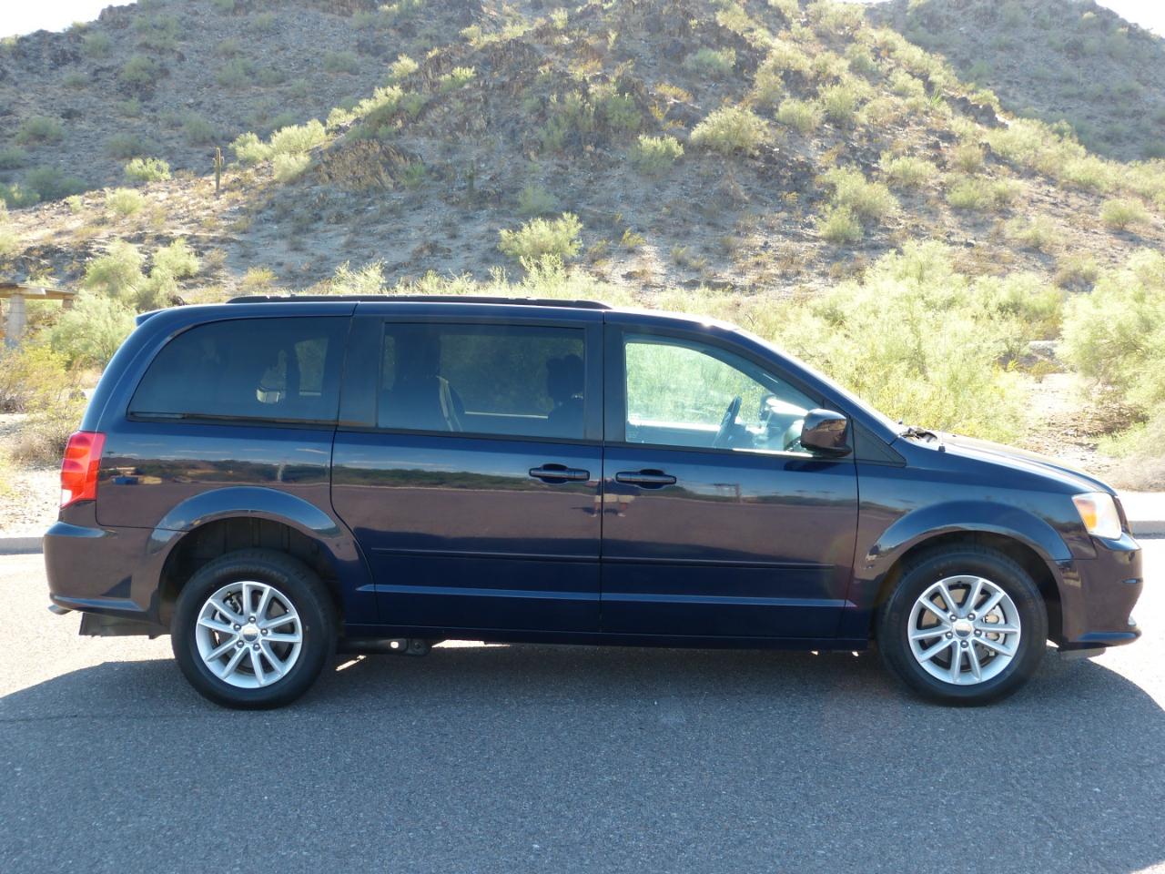 Dodge Grand Caravan photo 36