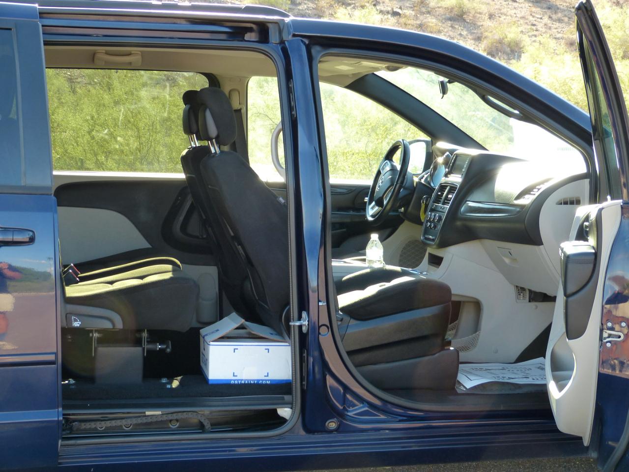 Dodge Grand Caravan photo 40