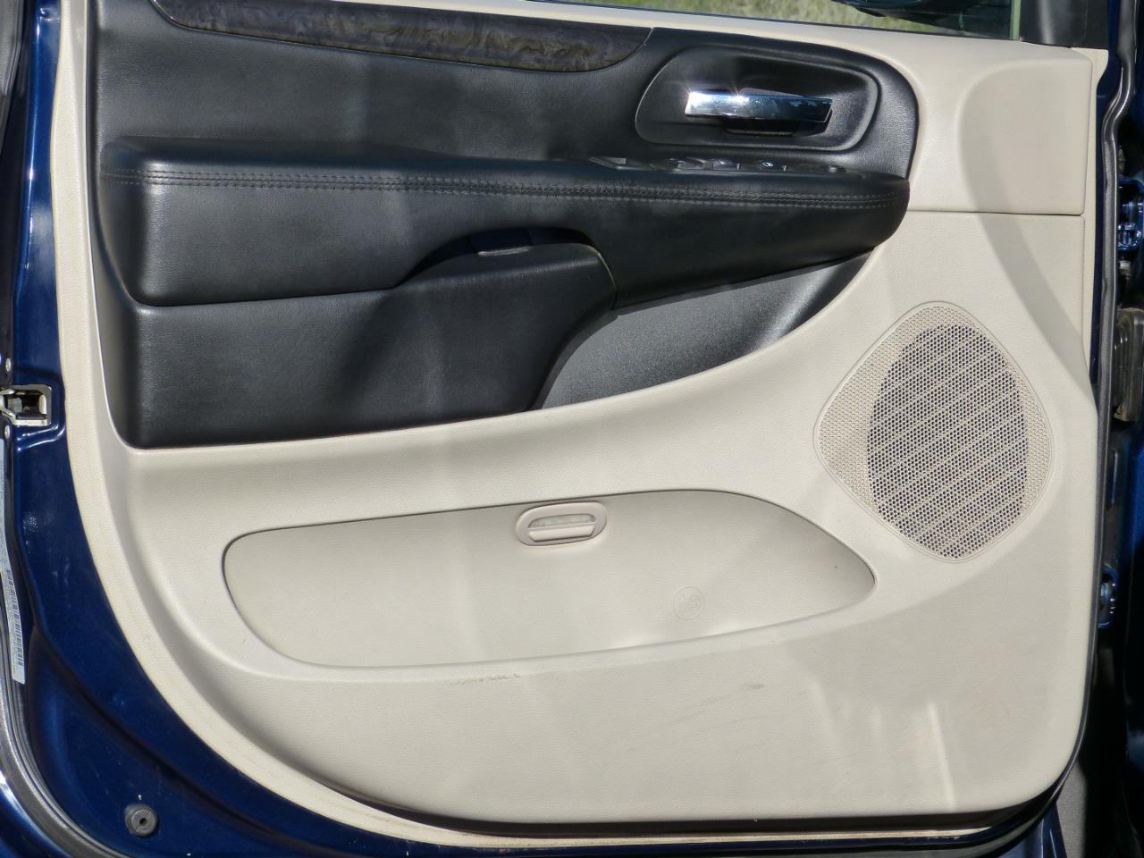 Dodge Grand Caravan photo 47