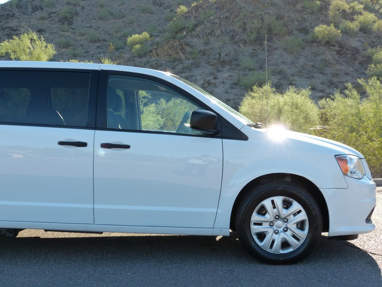 Dodge Grand Caravan photo 17