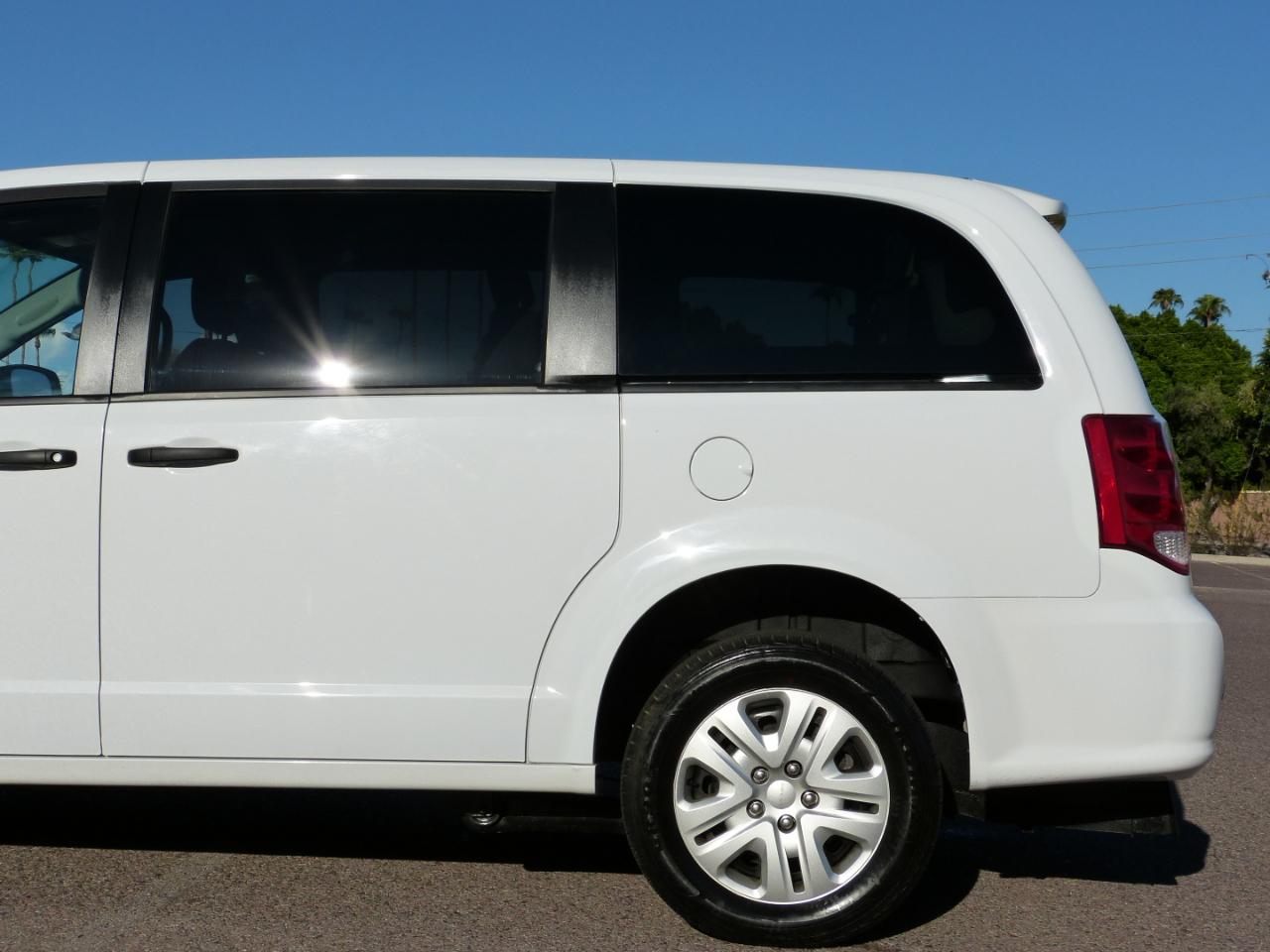 Dodge Grand Caravan photo 29