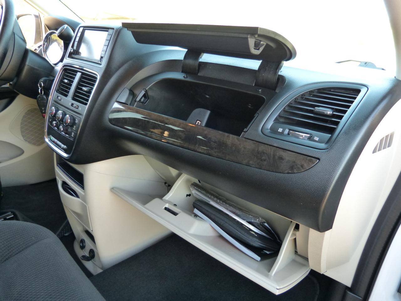 Dodge Grand Caravan photo 45