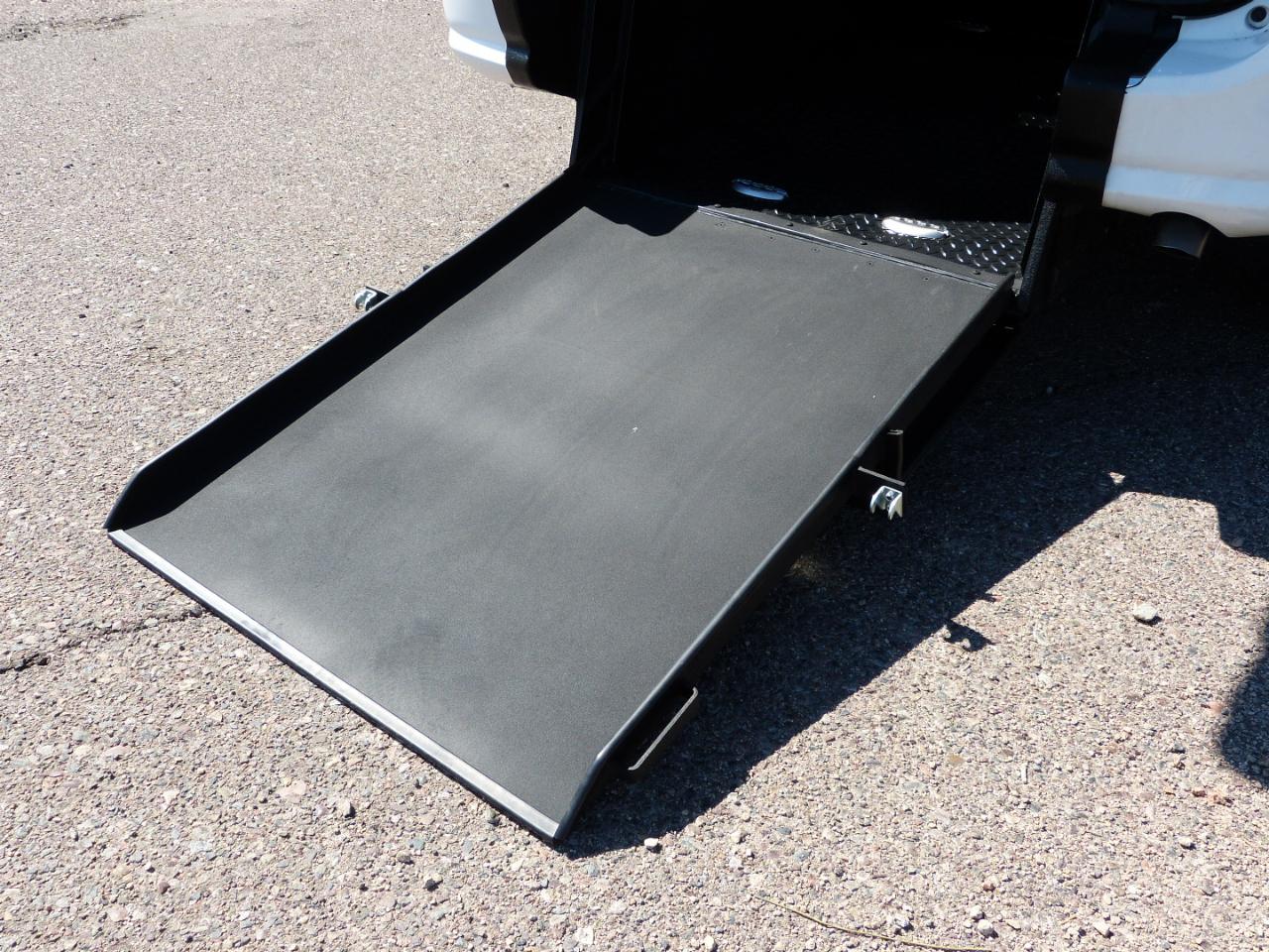 Dodge Grand Caravan photo 8
