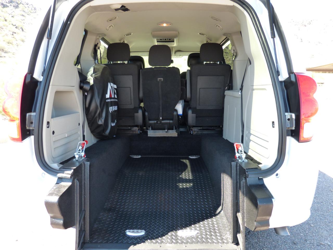 Dodge Grand Caravan photo 10