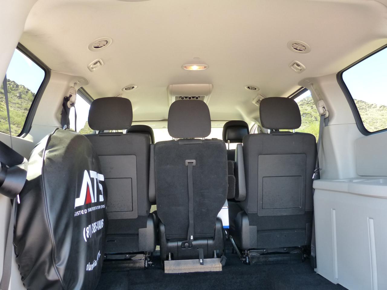 Dodge Grand Caravan photo 18