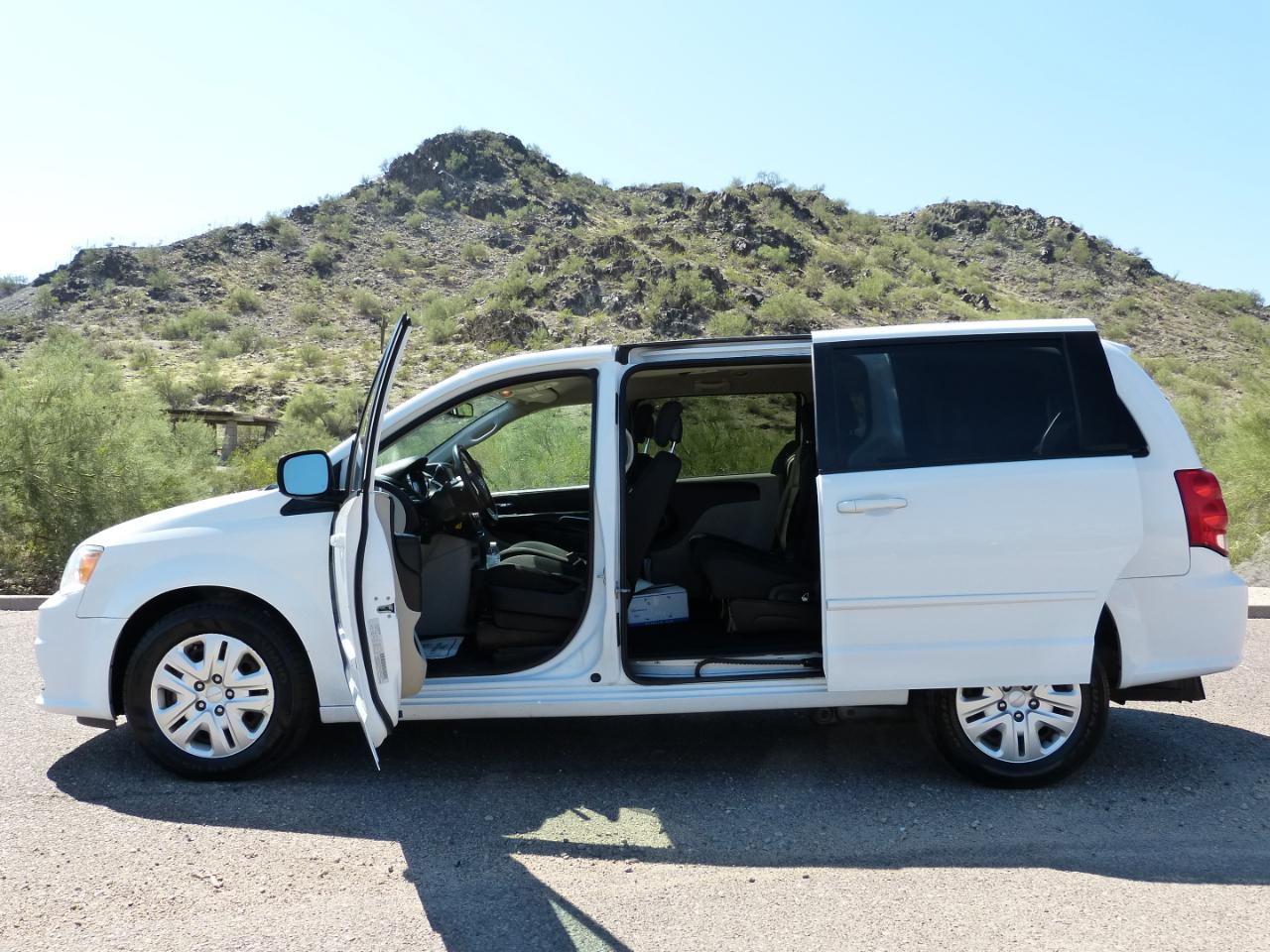 Dodge Grand Caravan photo 27