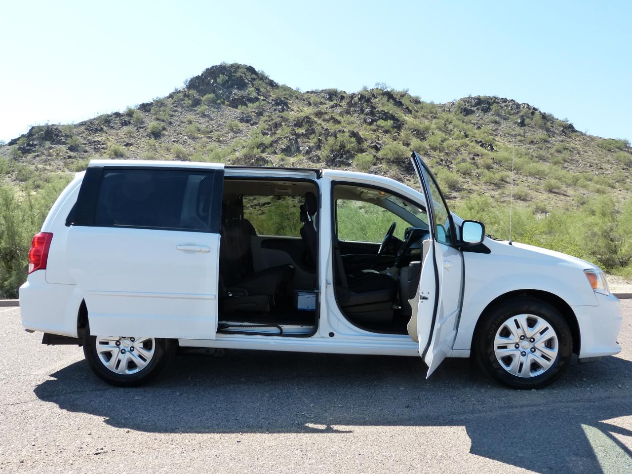 Dodge Grand Caravan photo 35
