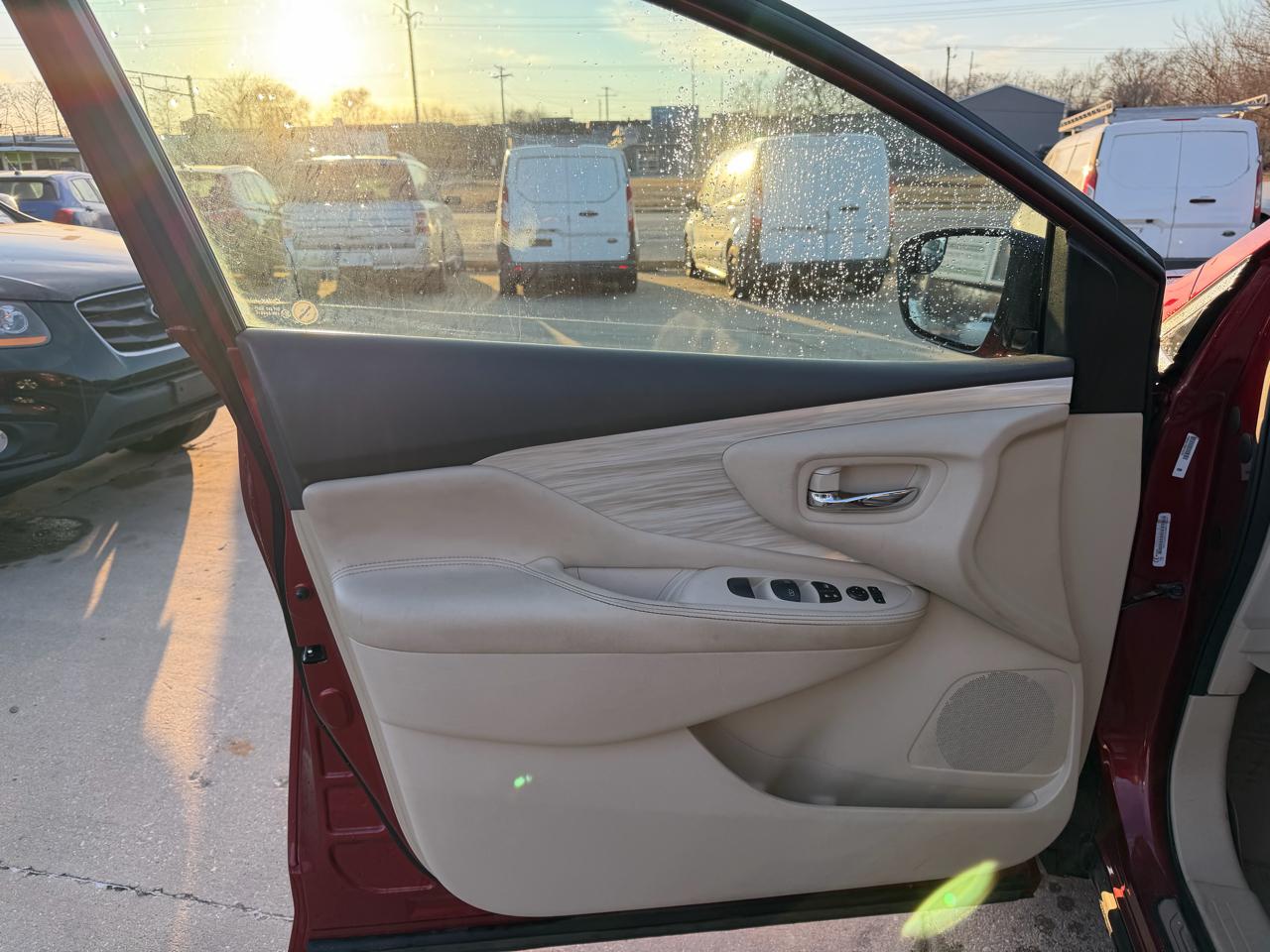 Nissan Murano S AWD 2015