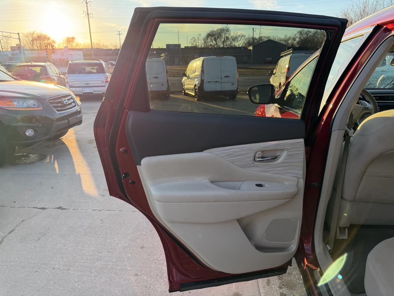 Nissan Murano S AWD 2015