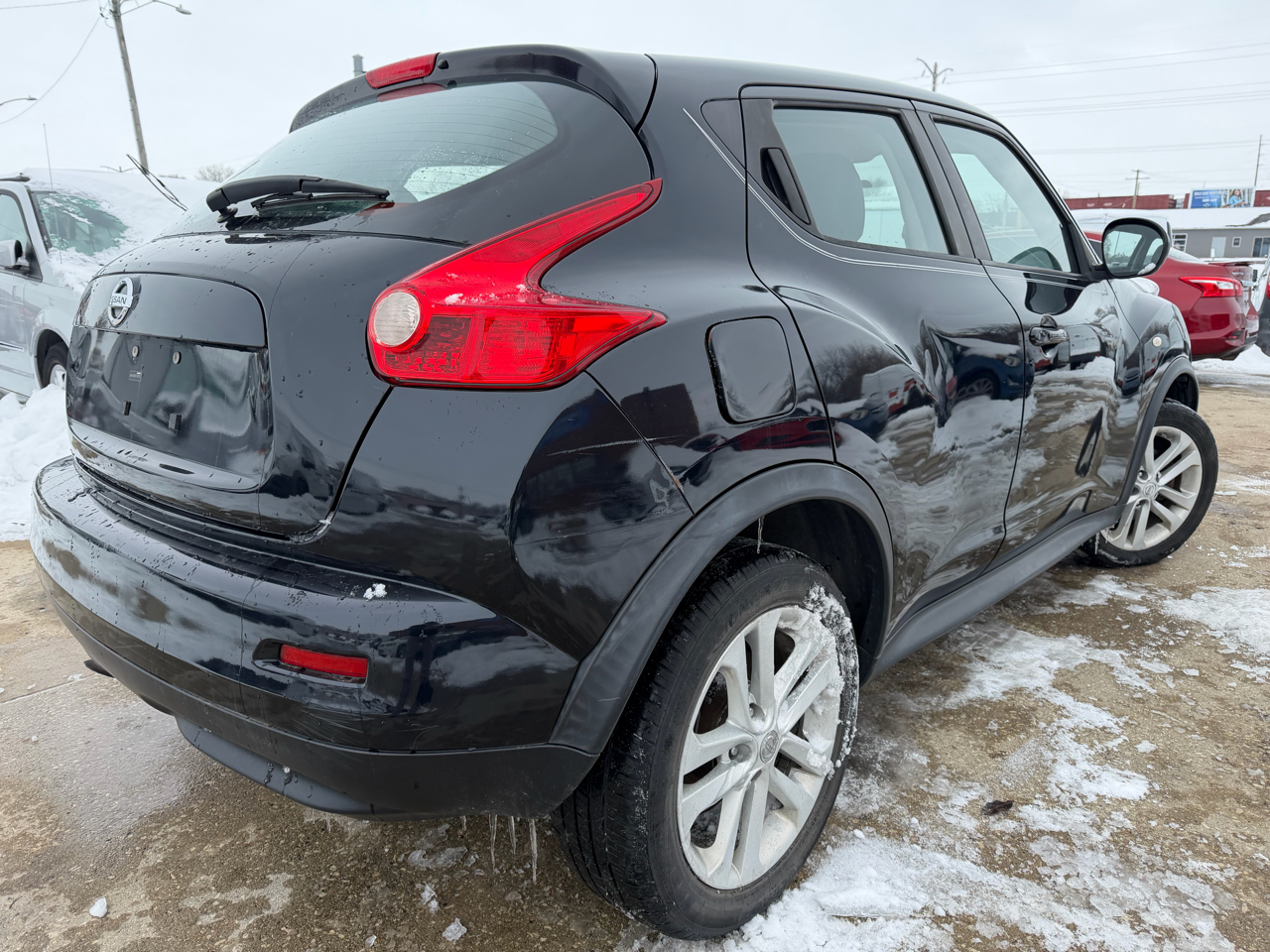 Nissan Juke S FWD 2011