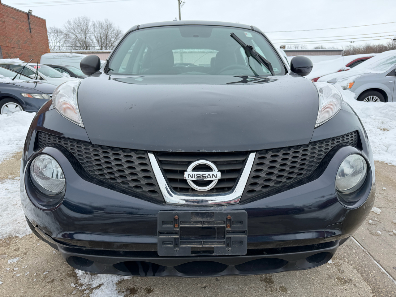 Nissan Juke S FWD 2011