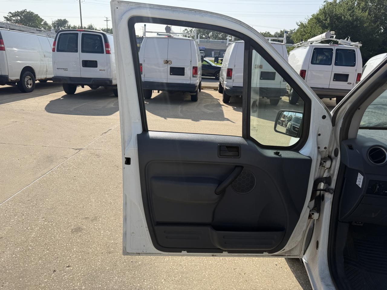 Ford Transit Connect XL 2012