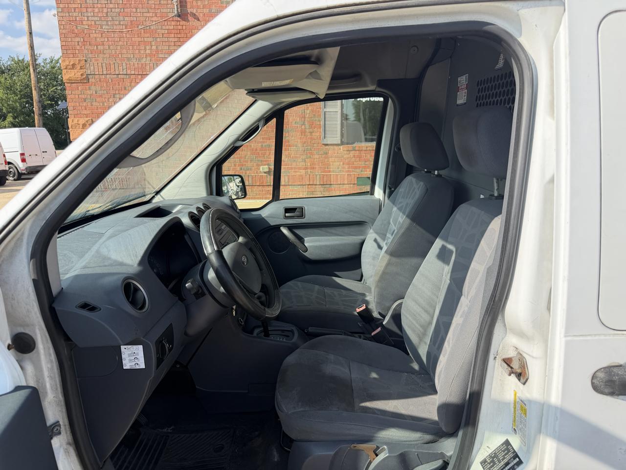 Ford Transit Connect XL 2012