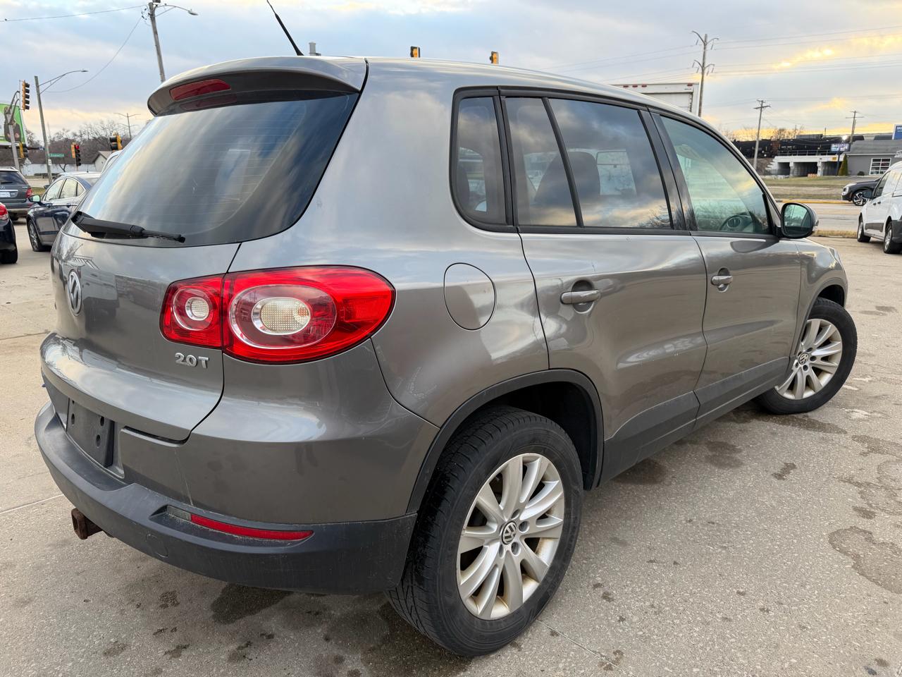 Volkswagen Tiguan S 2009