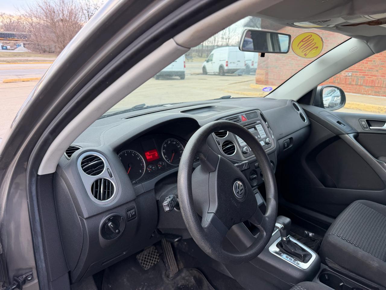 Volkswagen Tiguan S 2009