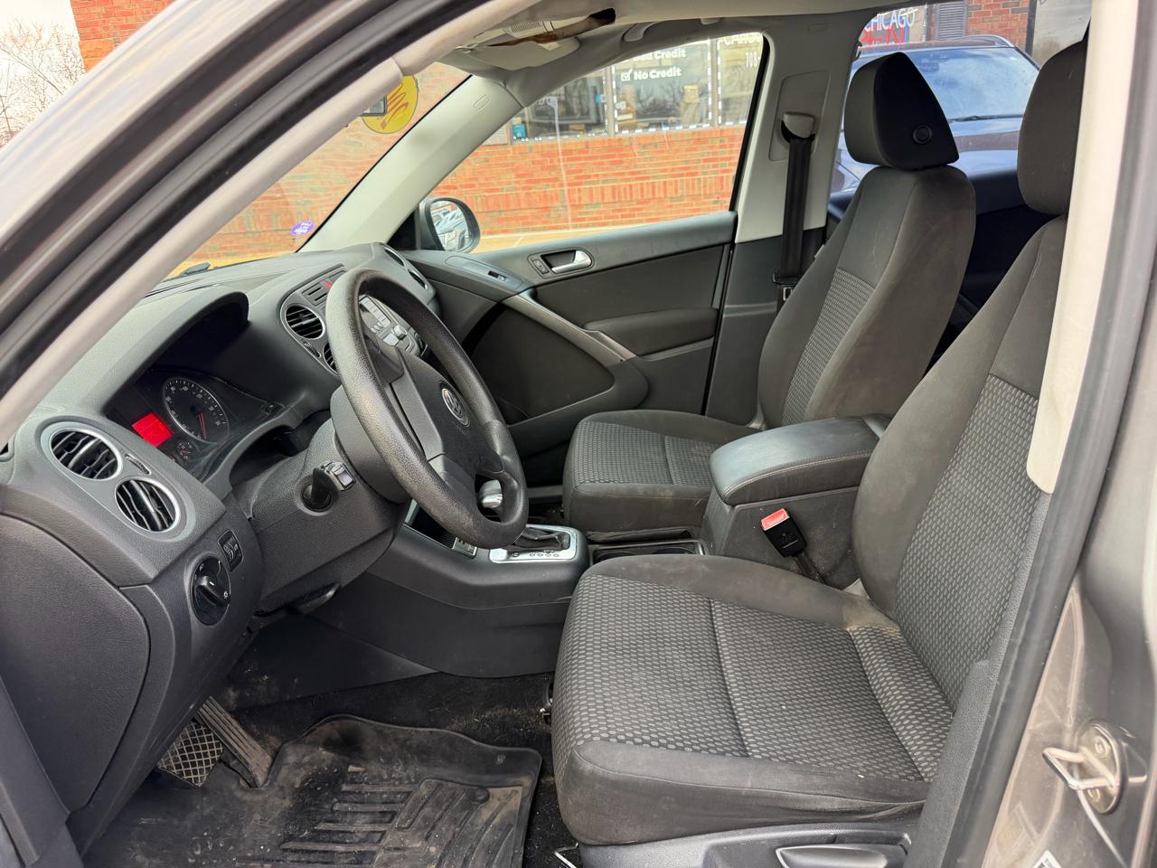 Volkswagen Tiguan S 2009