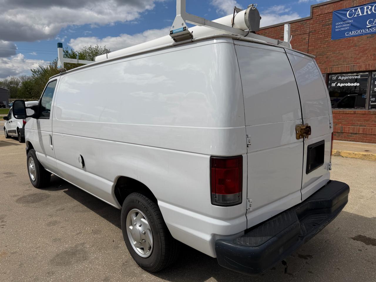 Ford Econoline E-150 2011