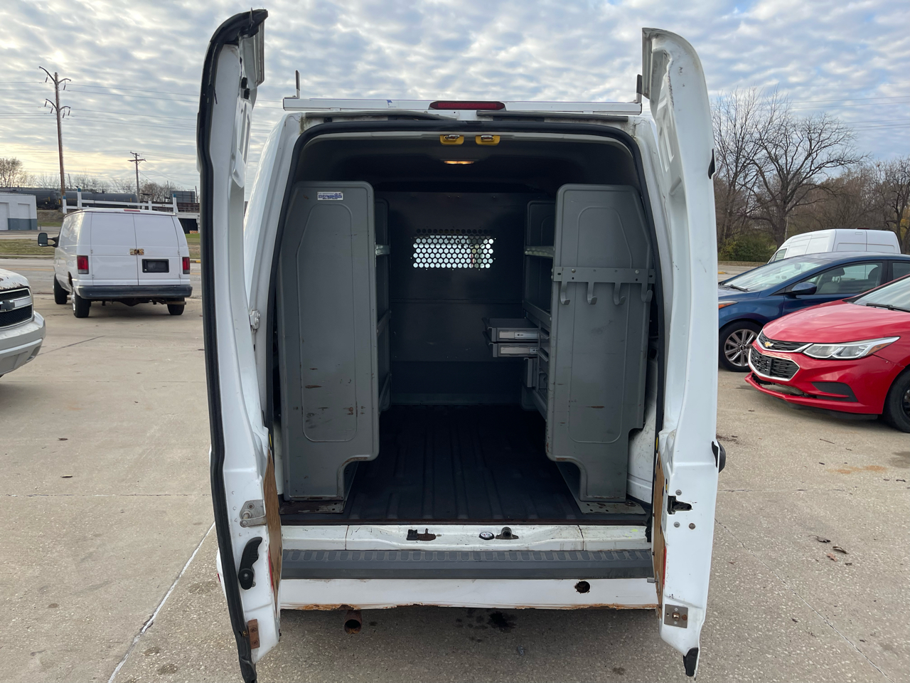 Ford Transit Connect XLT with Rear Door Glass 2012