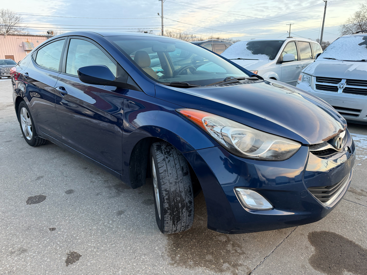 Hyundai Elantra GLS M/T 2013