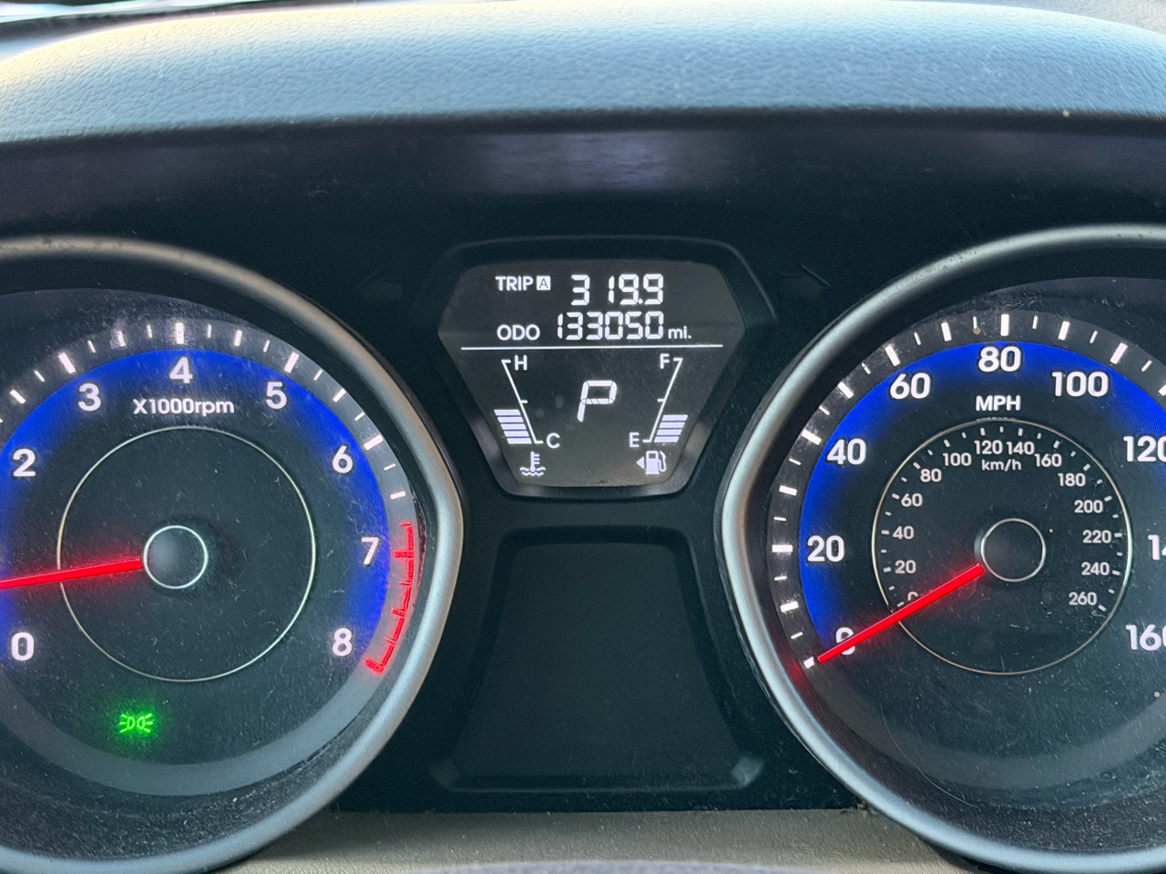 Hyundai Elantra GLS M/T 2013