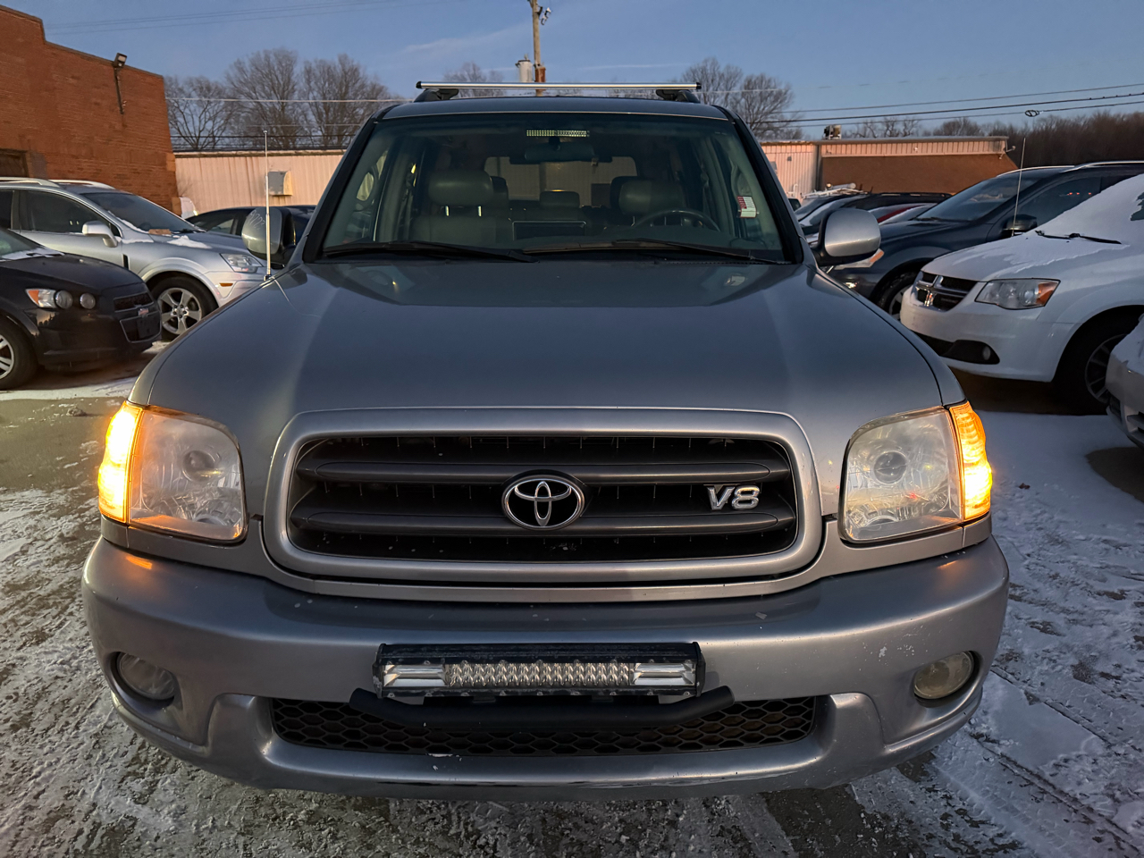 Toyota Sequoia SR5 4WD 2004