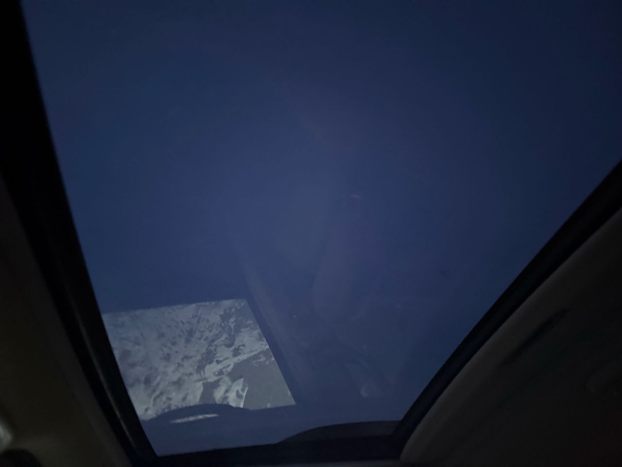 Toyota Sequoia SR5 4WD 2004