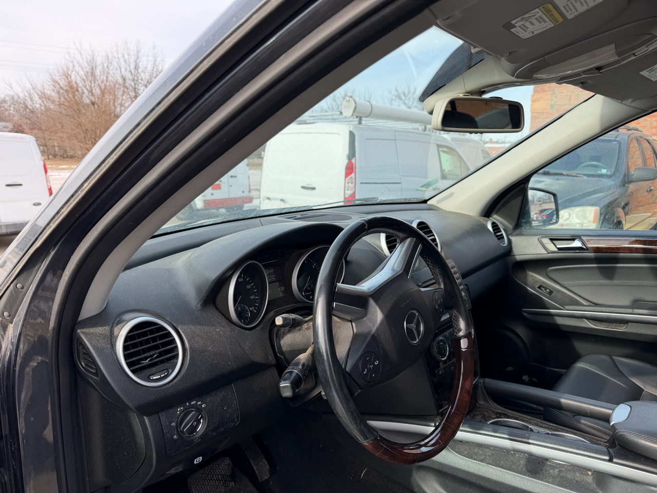 Mercedes-Benz M-Class ML350 4MATIC 2011