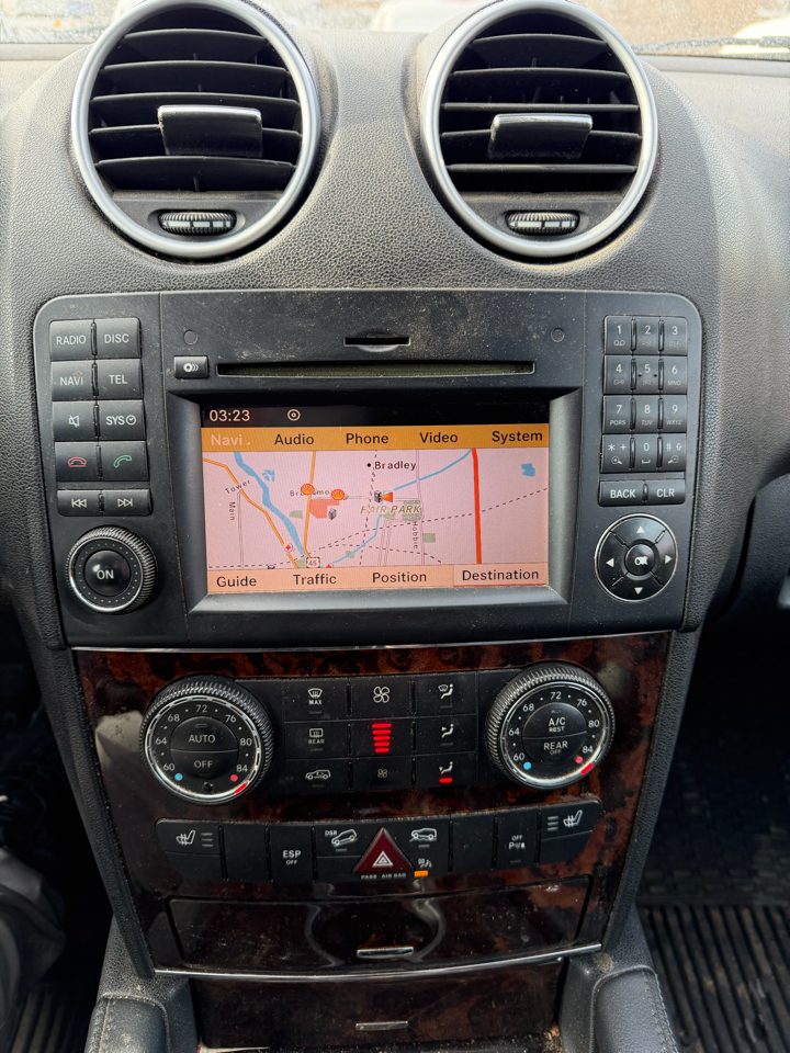 Mercedes-Benz M-Class ML350 4MATIC 2011