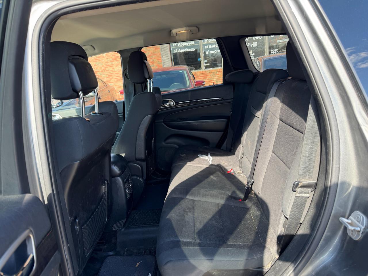 Jeep Grand Cherokee Laredo 4WD 2012