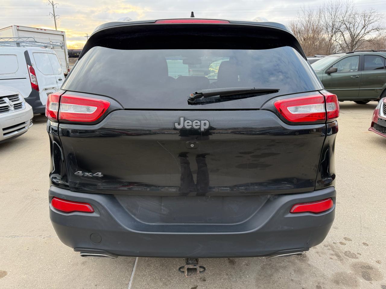 Jeep Cherokee Latitude 4WD 2016