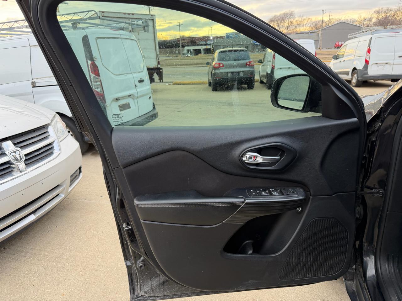 Jeep Cherokee Latitude 4WD 2016