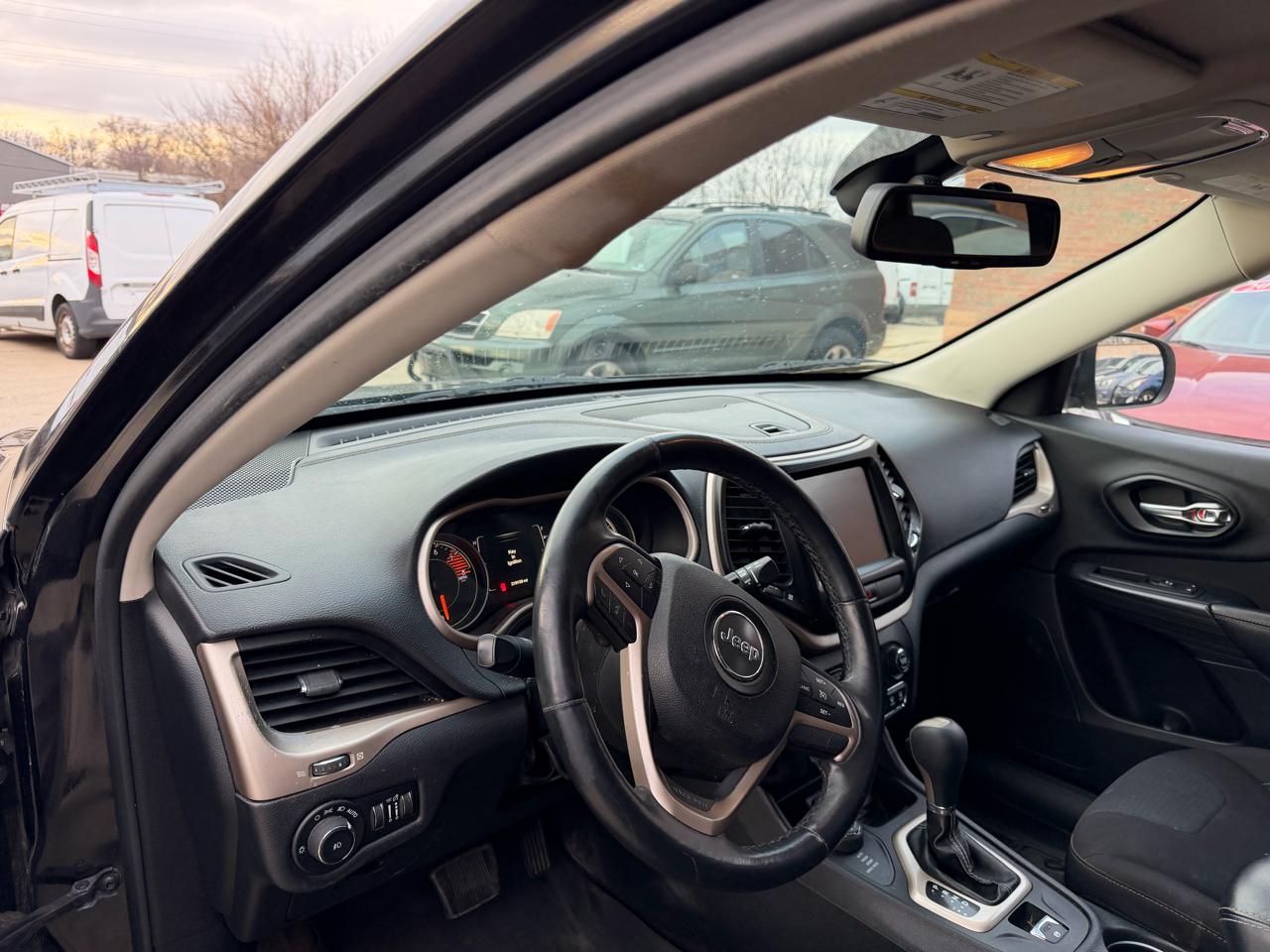 Jeep Cherokee Latitude 4WD 2016