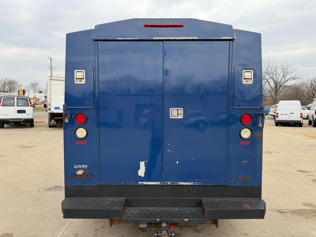 Ford Econoline E-350 Super Duty 2013