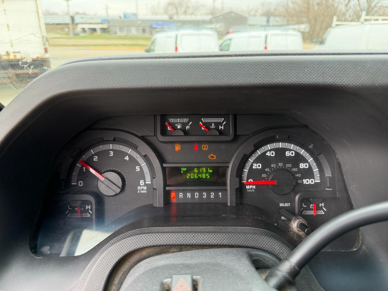 Ford Econoline E-350 Super Duty 2013