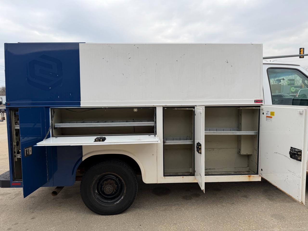 Ford Econoline E-350 Super Duty 2013