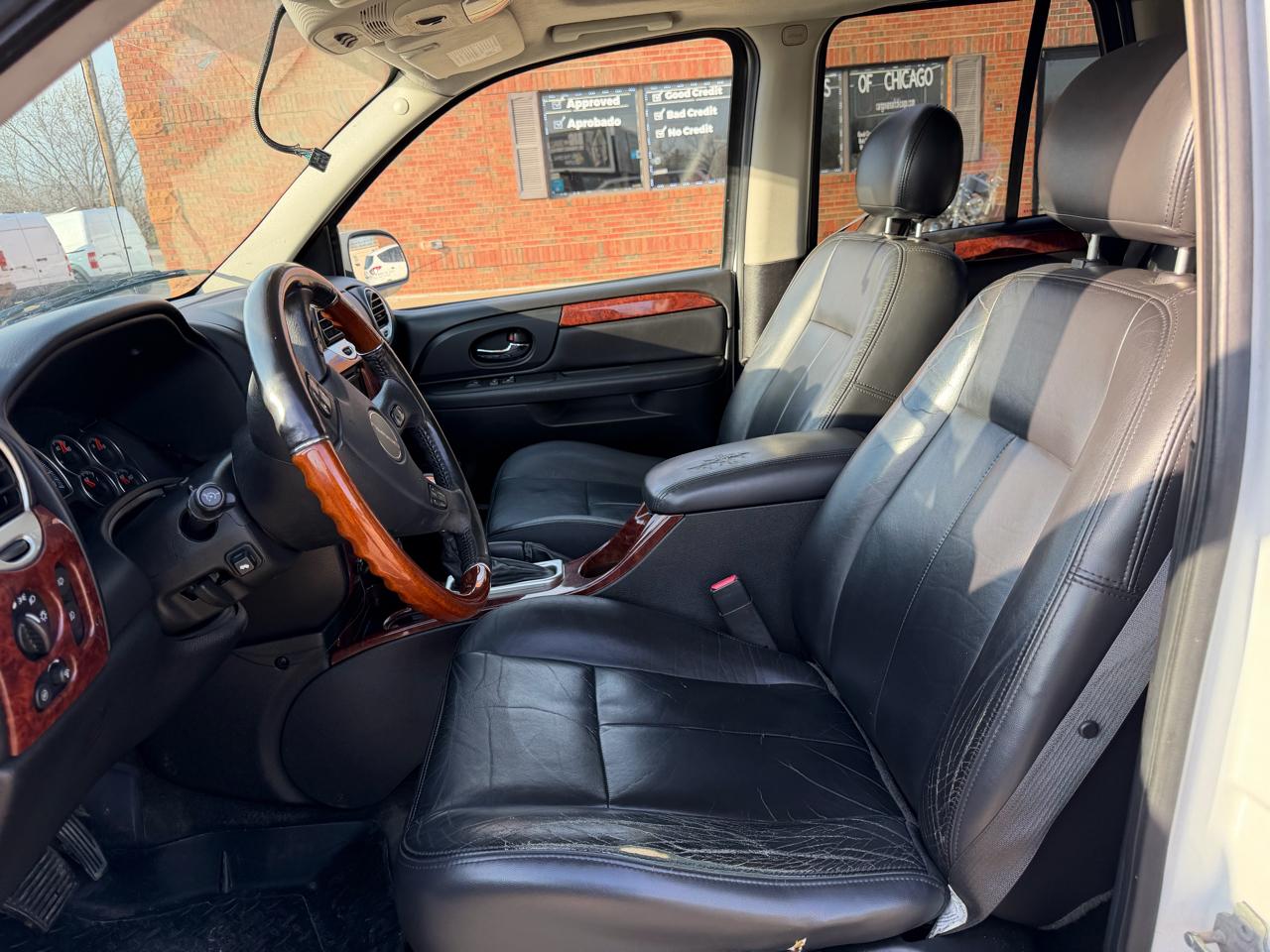 GMC Envoy 4dr 4WD Denali 2009