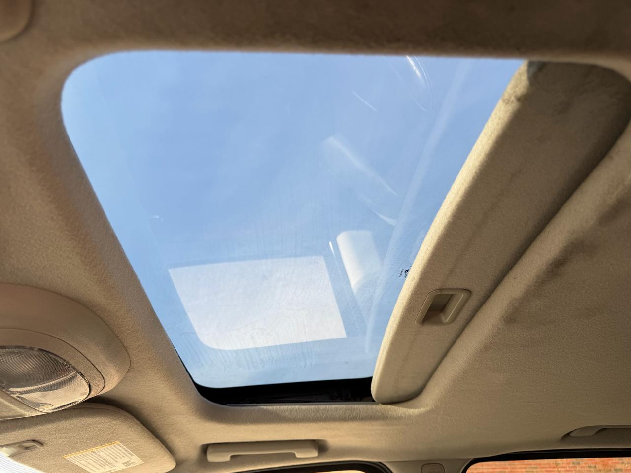 GMC Envoy 4dr 4WD Denali 2009