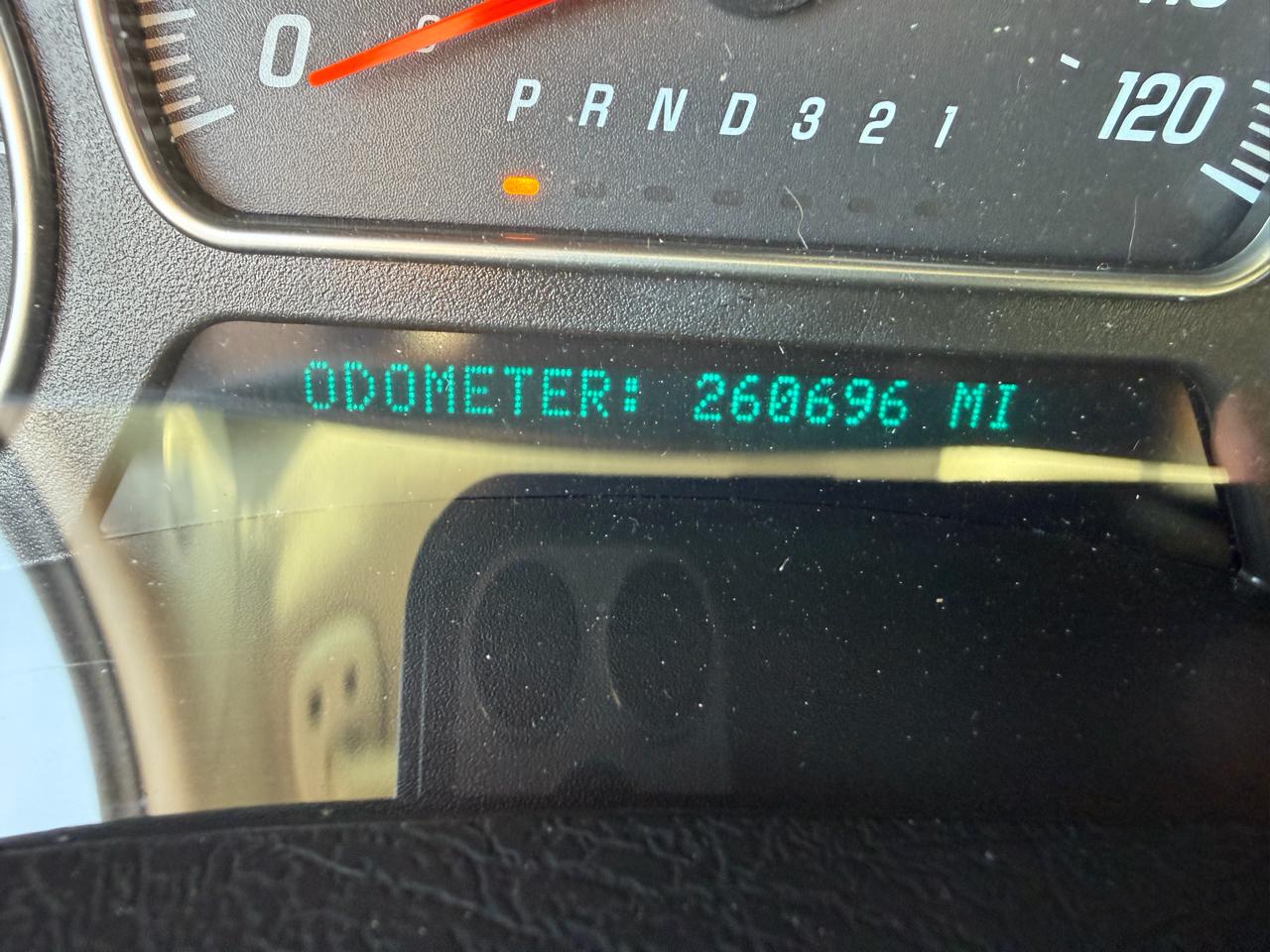 GMC Envoy 4dr 4WD Denali 2009