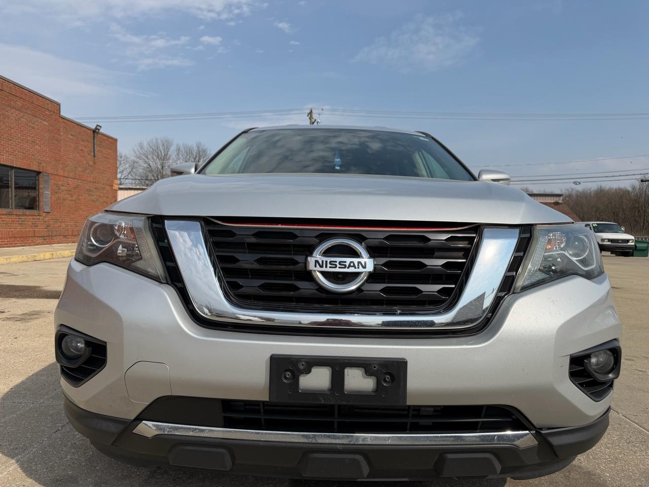 Nissan Pathfinder S 4WD 2018