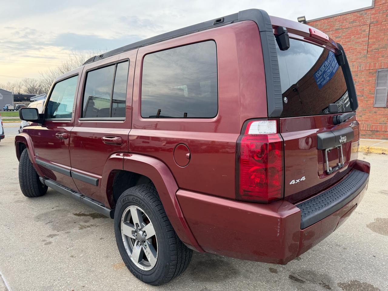 Jeep Commander Sport 4WD 2007
