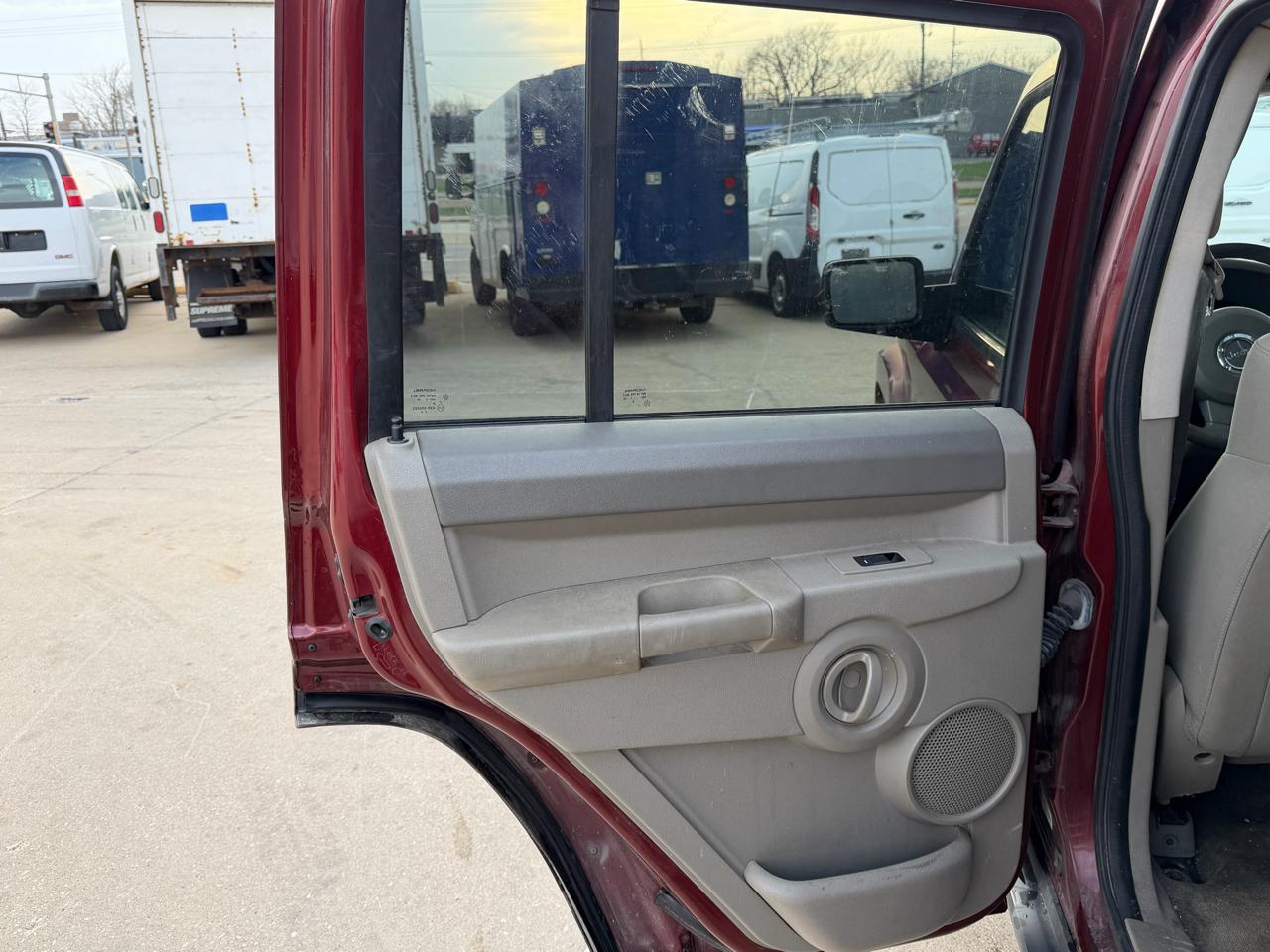 Jeep Commander Sport 4WD 2007