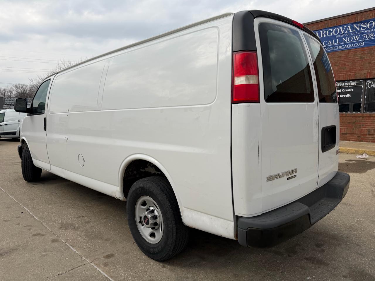 GMC Savana G3500 Extended Cargo 2012