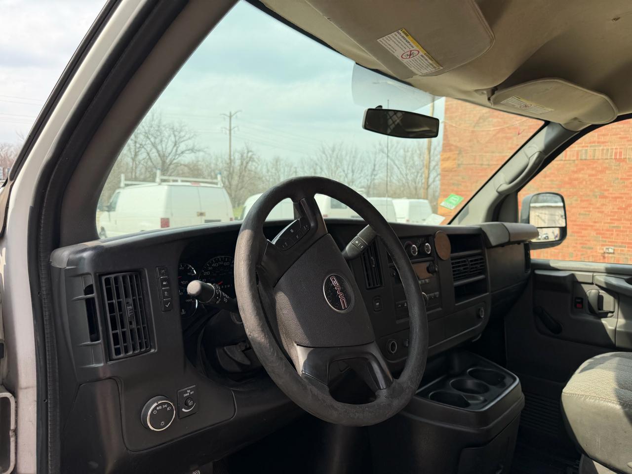 GMC Savana G3500 Extended Cargo 2012