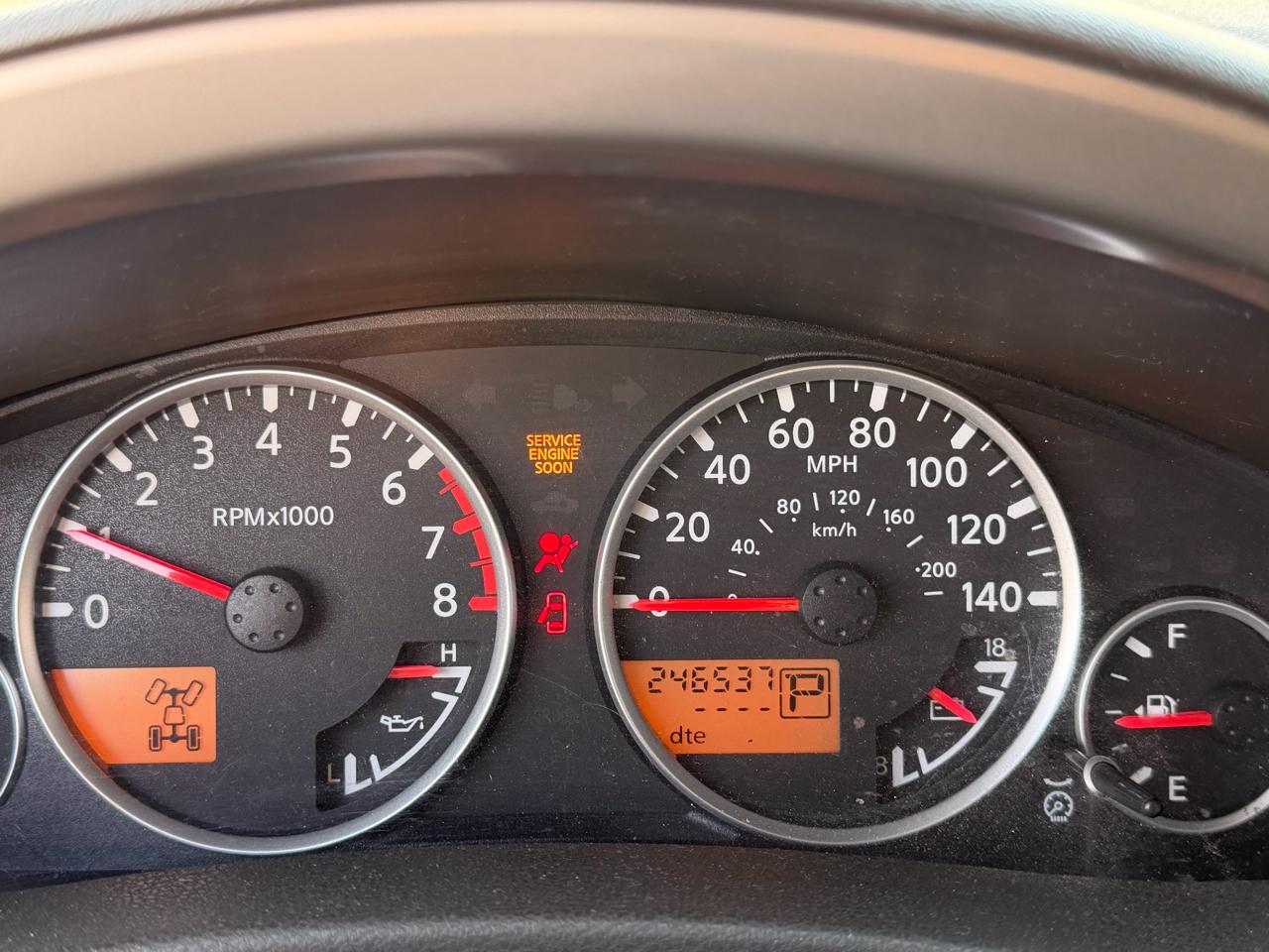 Nissan Pathfinder XE 4WD 2005