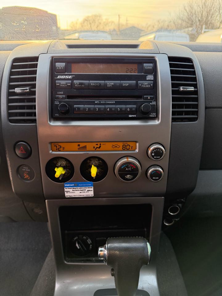 Nissan Pathfinder XE 4WD 2005