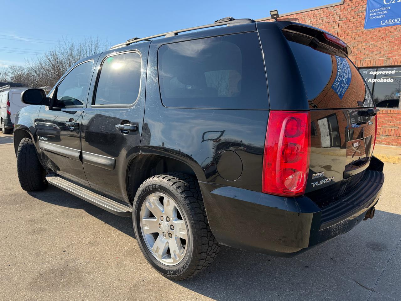 GMC Yukon SLE-1 4WD 2008