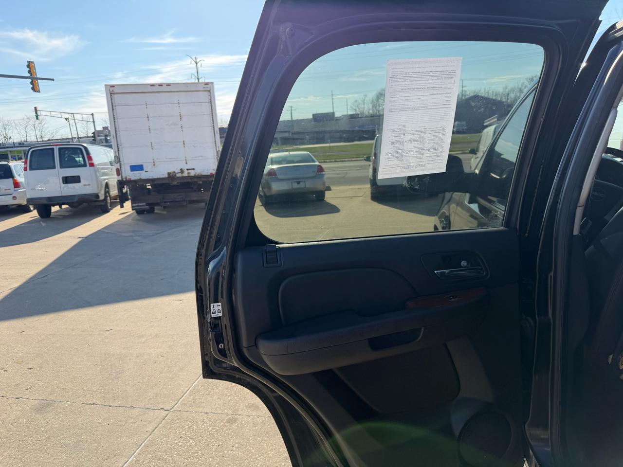 GMC Yukon SLE-1 4WD 2008