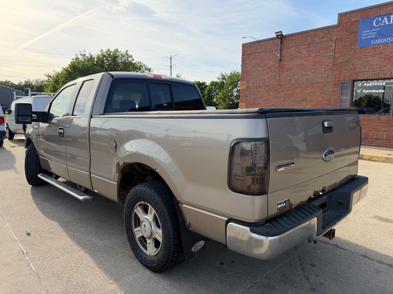 Ford F-150 XL SuperCab 2WD 2005