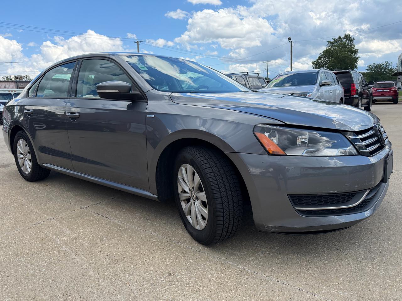 Volkswagen Passat 1.8T Wolfsburg AT 2014